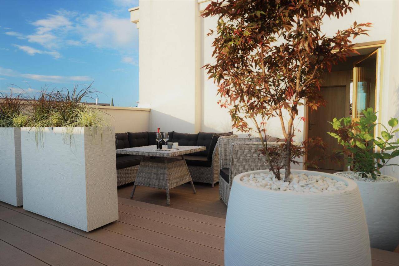 Apartamenty Nadjeziorne Z Tarasem Na Dachu Elk Exterior photo